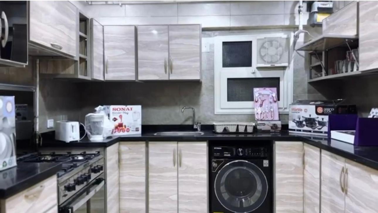 Aziz Flat Apartment
